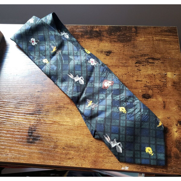 Looney Tunes Mania - Bugs Bunny and Friends - Tie - Deep Blue and Green NWT - Picture 1 of 3